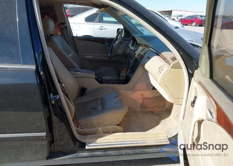 1999 Mercedes-Benz E 320 z USA, uszkodzony, nr VIN WDBJF65H3XA769955